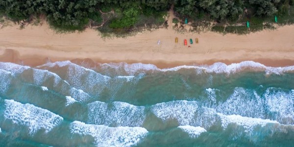 三亚帆船团建丨漫步海棠湾，逐梦踏浪行